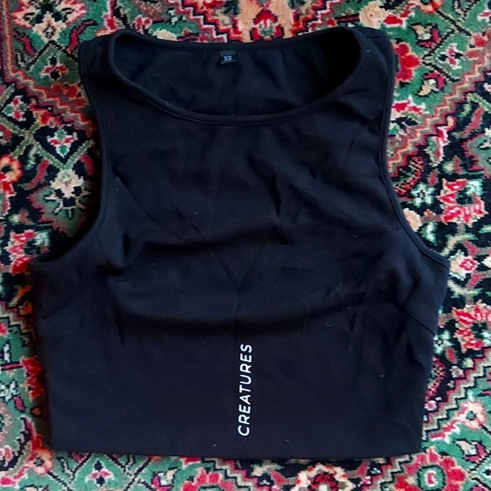 Creatures of xix xs crop top